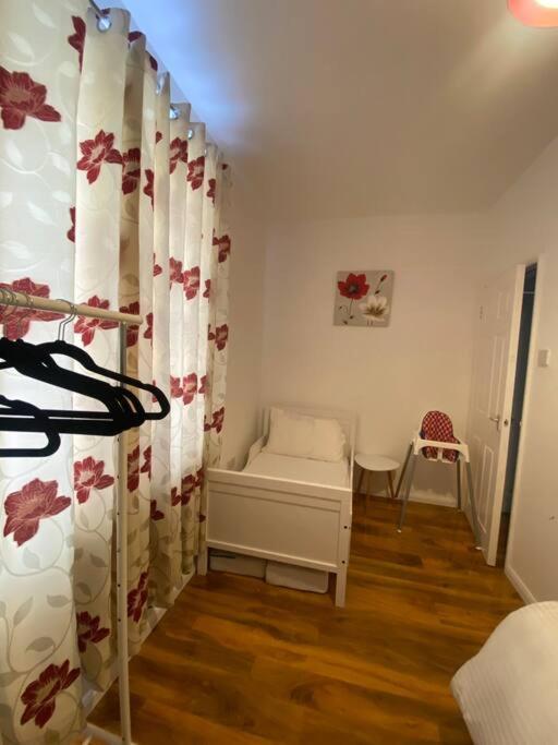 5 Bedroom House Near Cardiff City. Dış mekan fotoğraf