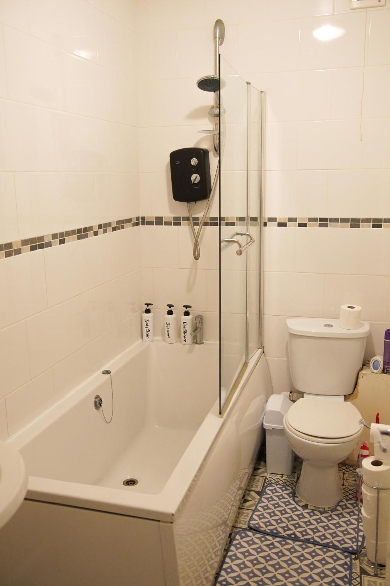 5 Bedroom House Near Cardiff City. Dış mekan fotoğraf