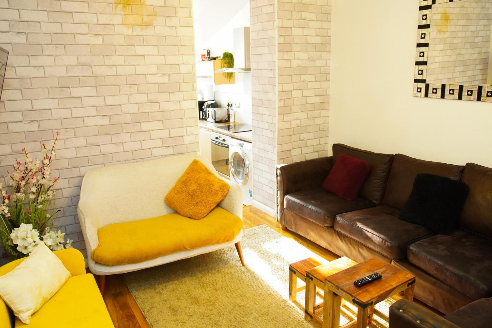 5 Bedroom House Near Cardiff City. Dış mekan fotoğraf