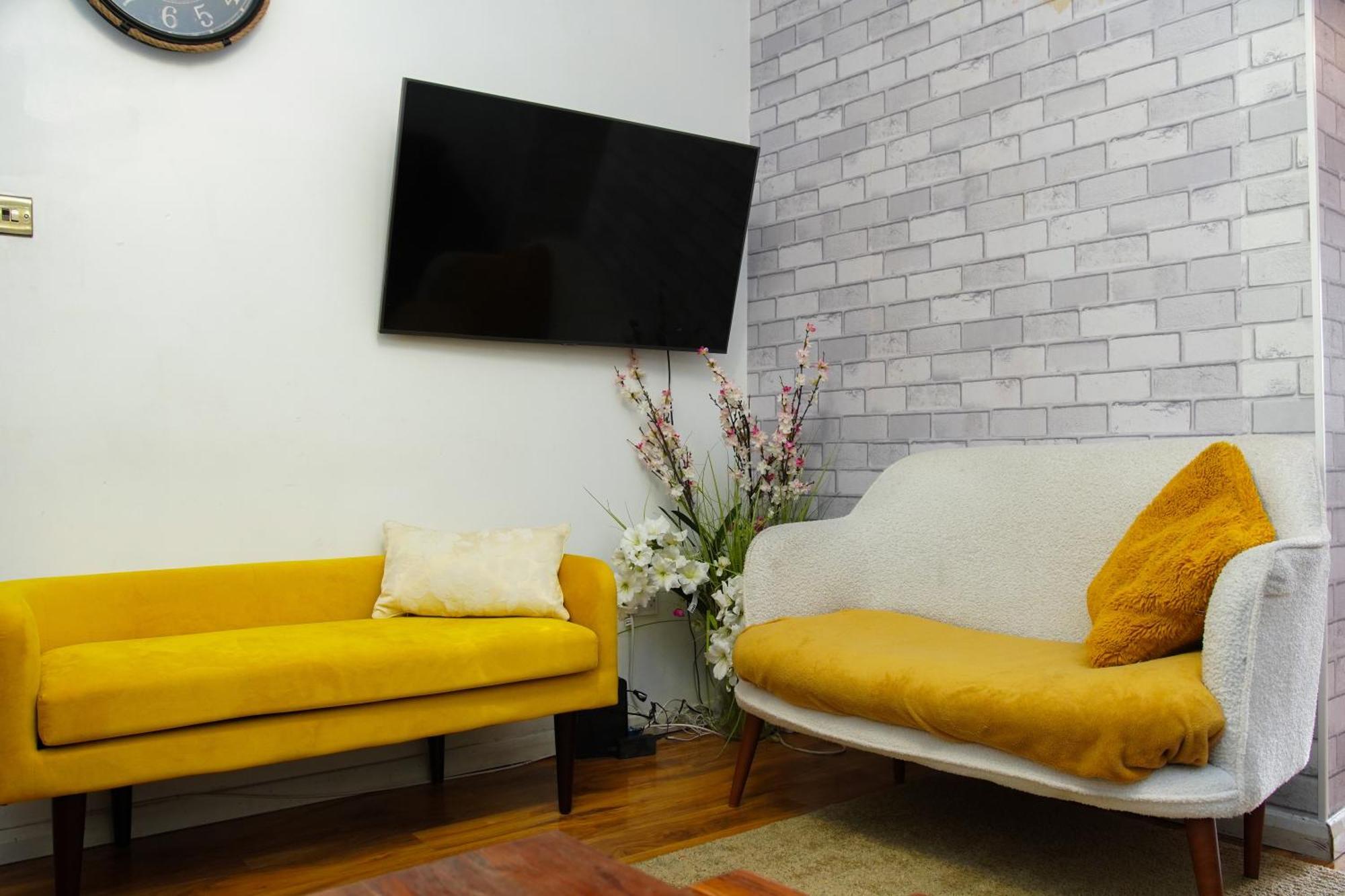 5 Bedroom House Near Cardiff City. Dış mekan fotoğraf
